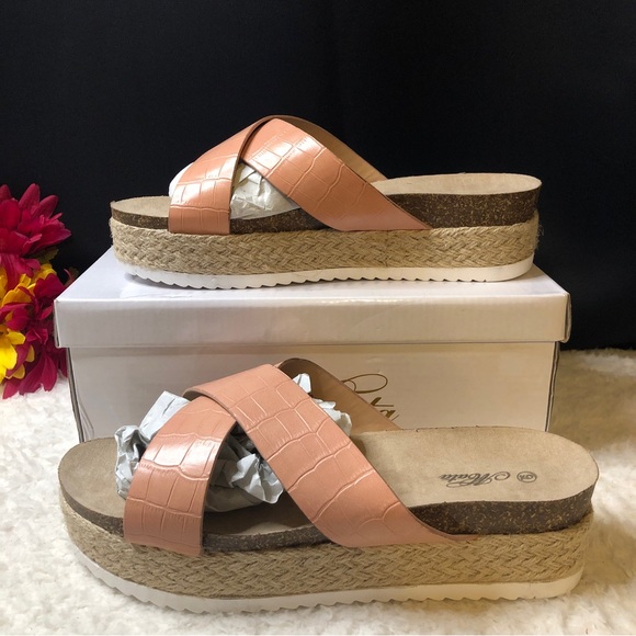 New Mata Shoes Blush Croc Embossed Criss Cross Espadrille Slip On Sandals - Picture 4 of 14